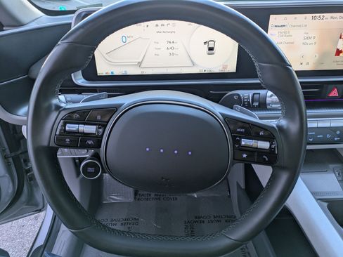 Used 2023 Hyundai Ioniq 6 SEL image 17