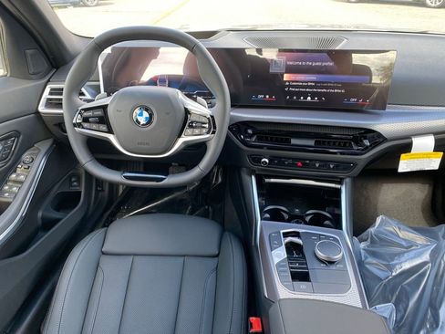 New 2026 BMW 330i xDrive Sedan AWD/4WD image 9
