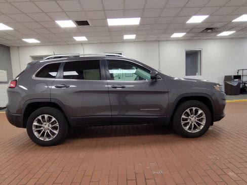 Used 2019 Jeep Cherokee Latitude Plus image 7