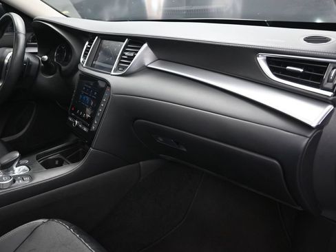 Certified 2022 INFINITI QX50 Essential FWD image 24