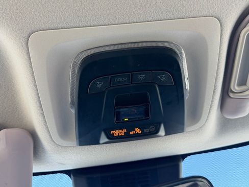 Used 2023 Toyota Corolla LE FWD image 32