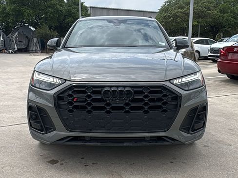 Used 2024 Audi SQ5 Prestige AWD/4WD image 2