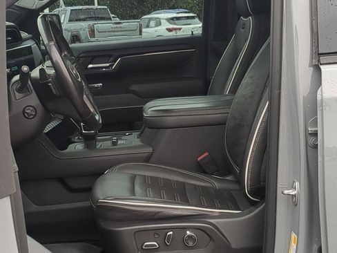 Used 2024 GMC Sierra 1500 AT4X AWD/4WD image 12