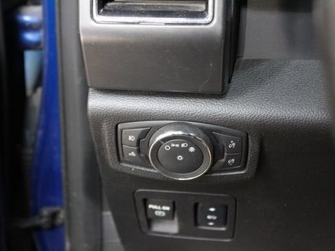 Used 2018 Ford F150 XLT w/ Equipment Group 302A Luxury AWD/4WD image 15