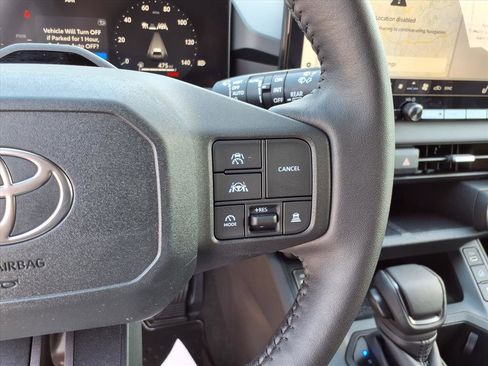 Used 2026 Toyota RAV4 XSE w/ Weather Package AWD/4WD image 17