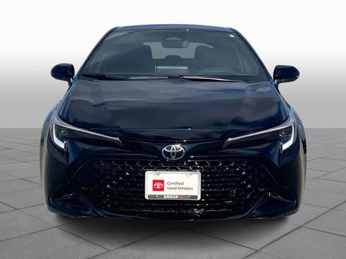 Used 2026 Toyota Corolla SE image 3