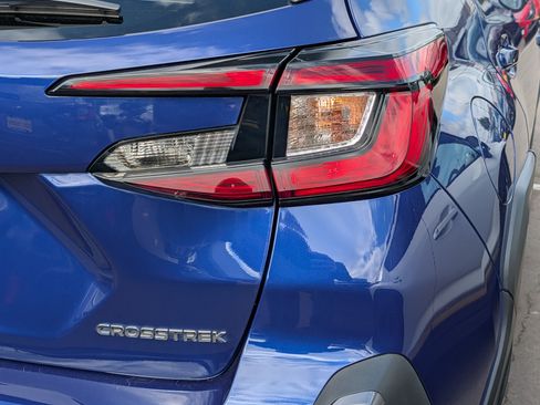 Used 2024 Subaru Crosstrek 2.5i Limited AWD/4WD image 17