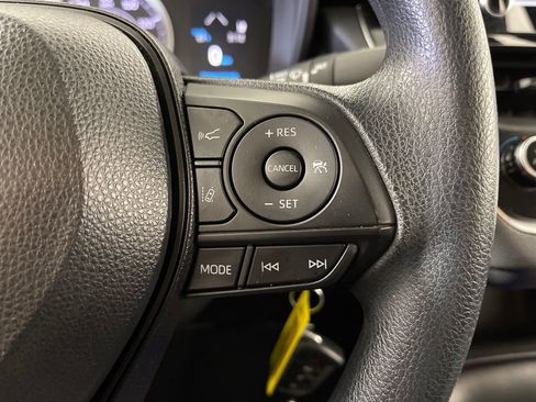 Certified 2020 Toyota Corolla LE FWD image 27