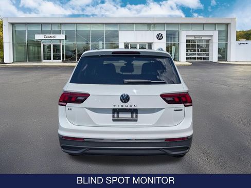 Used 2024 Volkswagen Tiguan SE AWD/4WD image 7
