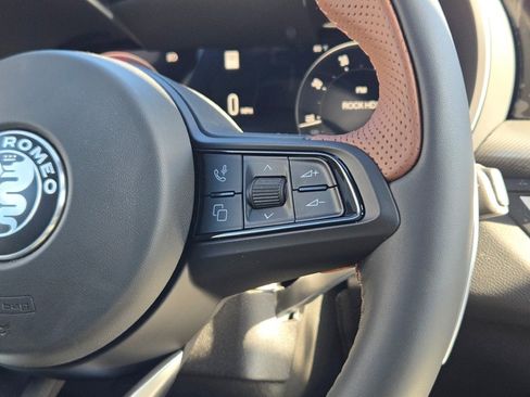 New 2025 Alfa Romeo Stelvio Sprint image 32