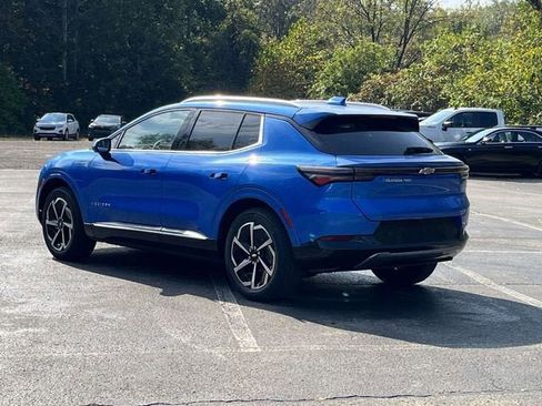 New 2025 Chevrolet Equinox EV LT image 5