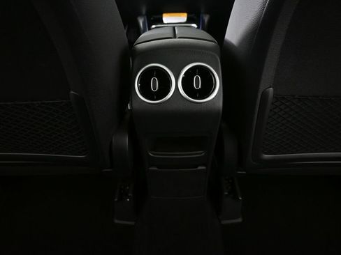 New 2026 Mercedes-Benz GLB 250 image 15