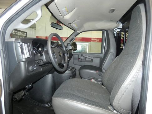 Used 2023 Chevrolet Express 2500 w/ Driver Convenience Package image 10