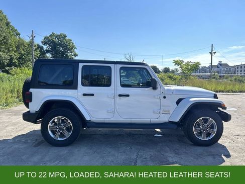 Used 2021 Jeep Wrangler Unlimited Sahara w/ Dual Top Group AWD/4WD image 6