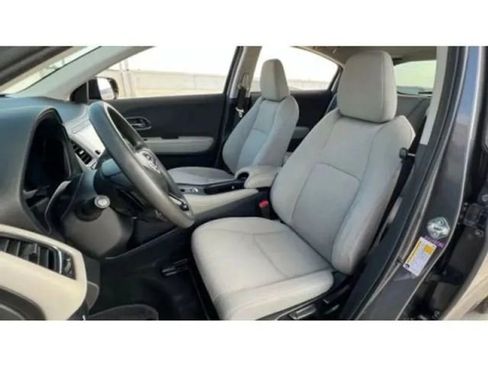 Used 2019 Honda HR-V EX image 25