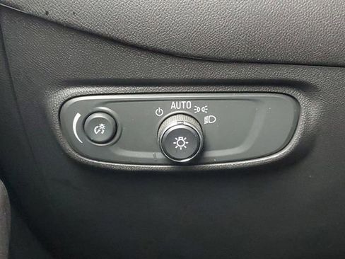 Certified 2023 Chevrolet Equinox RS image 20