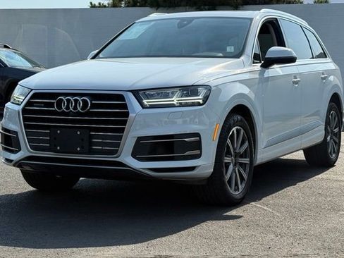Used 2018 Audi Q7 3.0T Premium Plus w/ Premium Plus Package AWD/4WD image 1