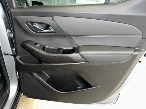 Certified 2023 Chevrolet Traverse LT image 31