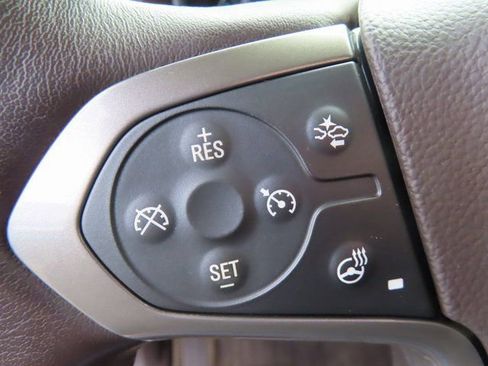 Used 2016 Chevrolet Silverado 2500 High Country w/ Duramax Plus Package image 20