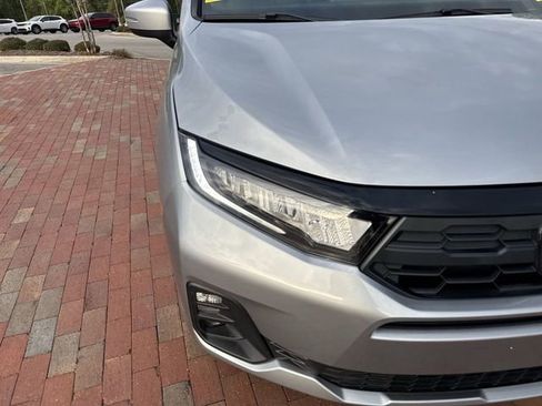 Certified 2025 Honda Odyssey EX-L image 20