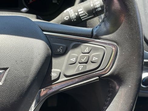 Used 2020 Chevrolet Equinox LT AWD/4WD image 15