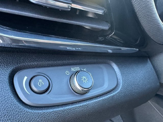 Used 2025 Buick Envista Preferred FWD image 6