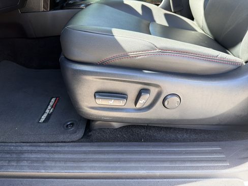 Certified 2024 Toyota 4Runner TRD Off-Road Premium image 20