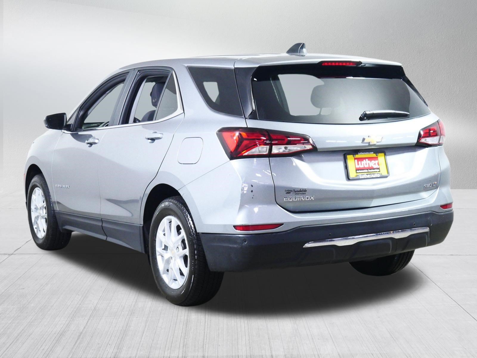 Used 2023 Chevrolet Equinox LT AWD/4WD image 5