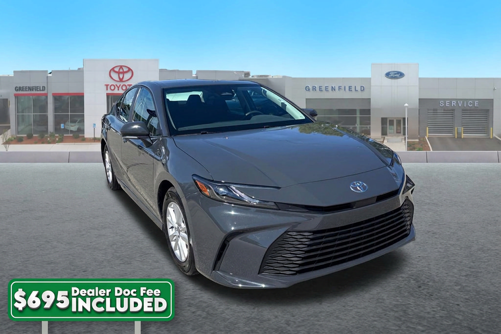 Used 2025 Toyota Camry LE FWD image 1