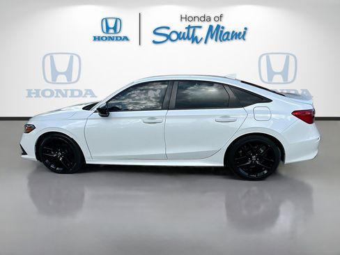 Used 2023 Honda Civic Sport image 4