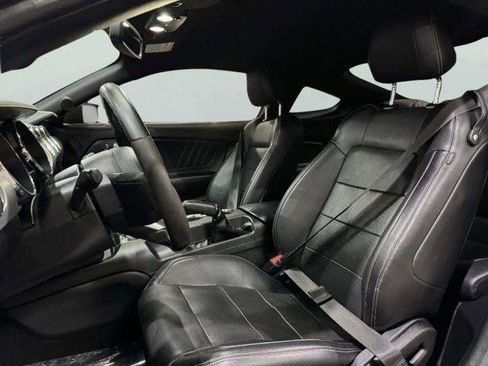 Used 2016 Ford Mustang Premium RWD image 23