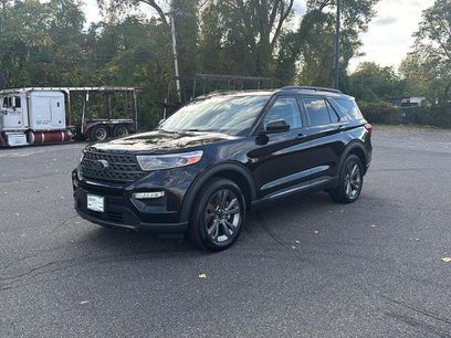 Certified 2022 Ford Explorer XLT w/ Equipment Group 202A