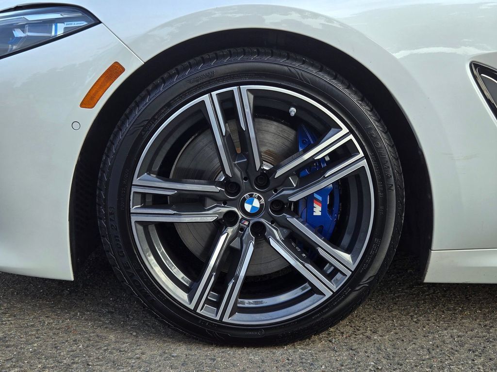 Used 2025 BMW 840i Convertible w/ Driving Assistance Package RWD image 9