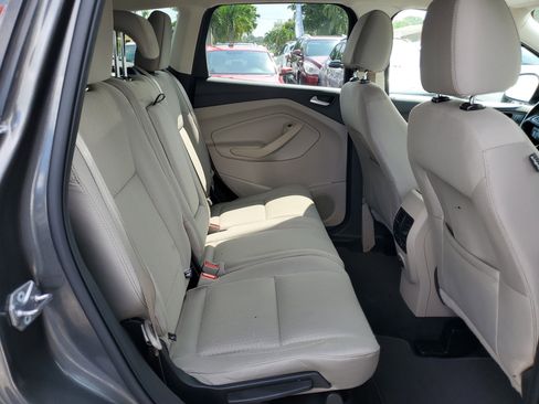 Used 2017 Ford Escape SE image 33