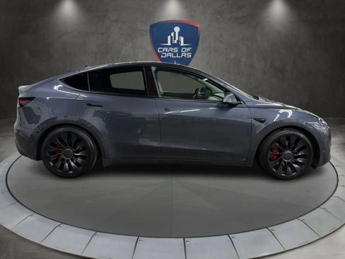 Used 2022 Tesla Model Y Performance image 6