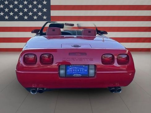 Used 1991 Chevrolet Corvette Convertible image 5