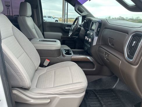 Used 2020 GMC Sierra 1500 Elevation w/ Elevation Value Package image 13