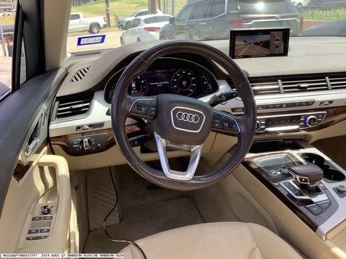 Used 2019 Audi Q7 2.0T Premium Plus AWD/4WD image 12
