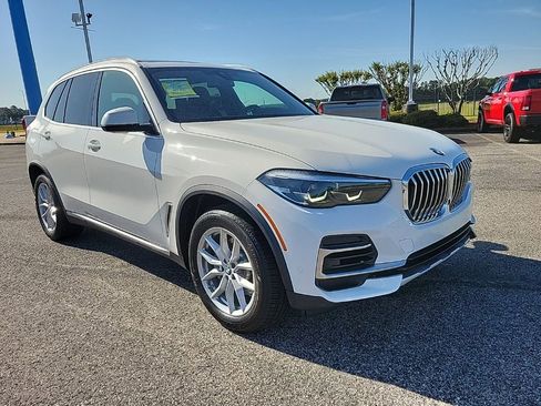 Used 2023 BMW X5 sDrive40i w/ Parking Assistance Package RWD image 3