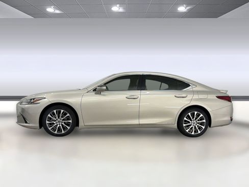 Used 2019 Lexus ES 300h w/ Premium Package FWD image 2