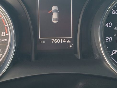 Used 2018 Toyota Camry SE image 23