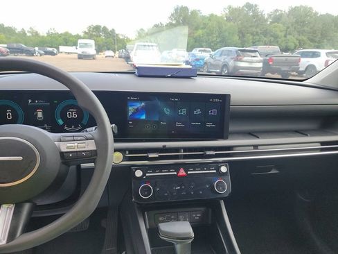 Used 2025 Hyundai Tucson SEL FWD image 10