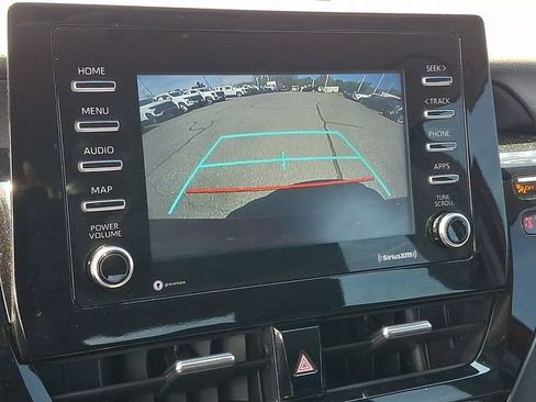 Used 2022 Toyota Camry SE image 13