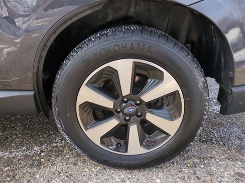 Used 2017 Subaru Forester 2.5i Premium w/ Popular Package #1A image 14