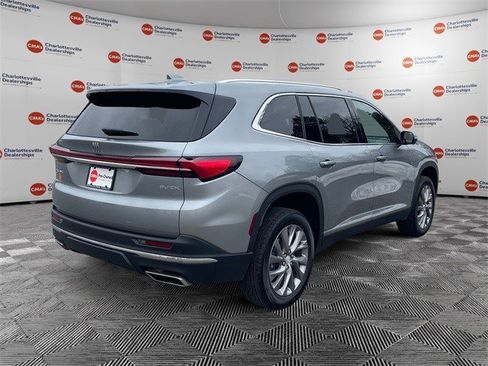 Certified 2025 Buick Enclave Preferred image 5