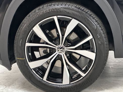 New 2026 Volkswagen Atlas SEL Premium R-Line AWD/4WD image 25