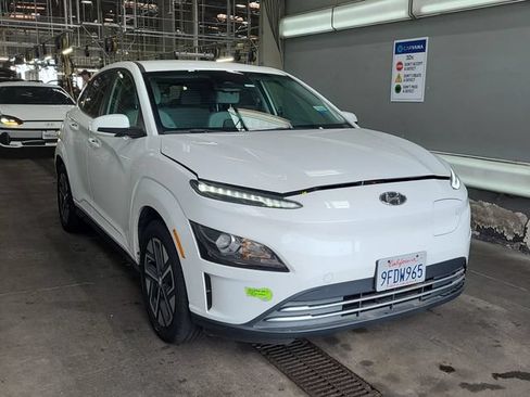 Used 2023 Hyundai Kona SE FWD image 16
