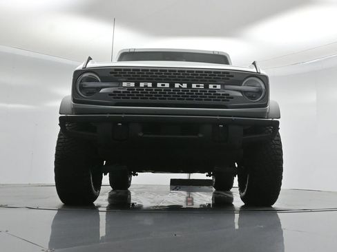 Used 2024 Ford Bronco Badlands w/ Sasquatch Package image 47