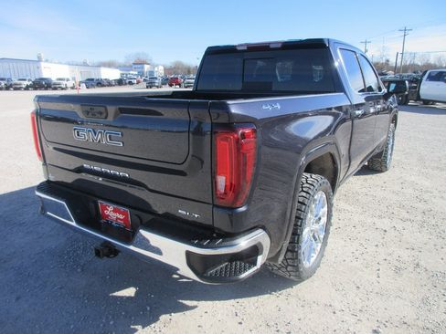 New 2026 GMC Sierra 1500 SLT w/ SLT Convenience Package image 5