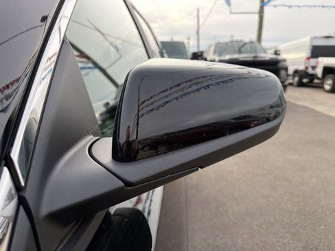 Used 2023 GMC Terrain SLE image 18